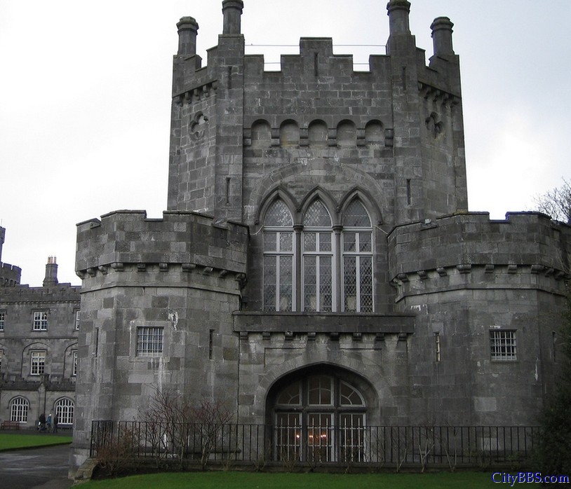 爱尔兰基尔肯尼城堡，基尔肯尼城堡由威廉·马歇尔（William Marshal）建于1195年，如今它被用于举行会议和 ...