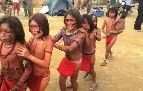 南美最后一个纯女性部落