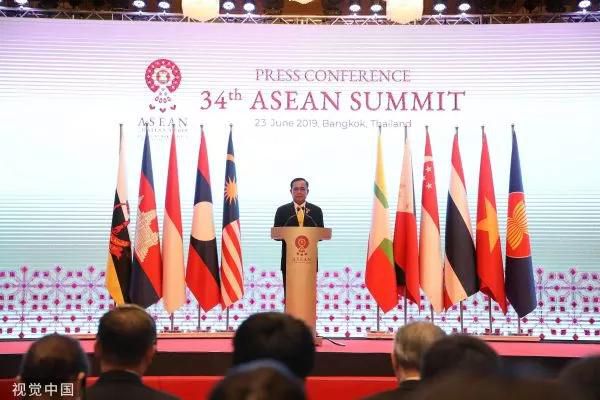 6月23日，泰国总理巴育表示，东盟各国领导人一致同意推动年内完成RCEP谈判