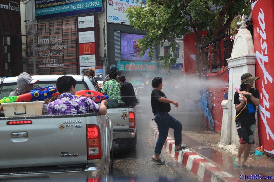 2014_ChiangMai_Songkran_清迈宋干节