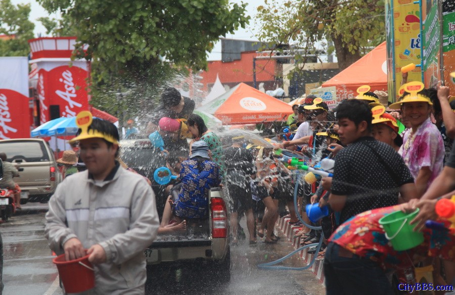 2014_ChiangMai_Songkran_清迈宋干节