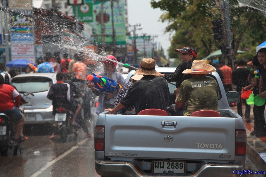 2014_ChiangMai_Songkran_清迈宋干节