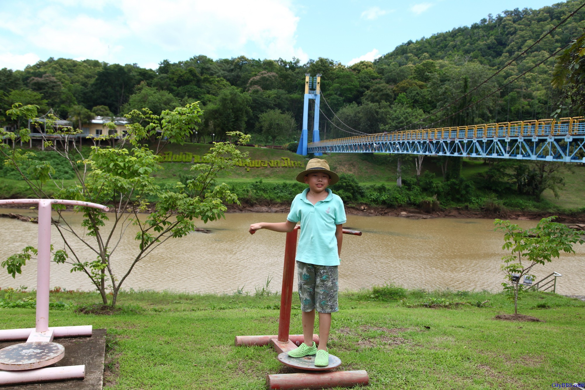 Sirikit Dam Augest 2014_31.JPG