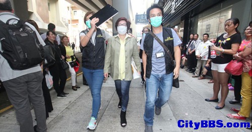 陆客在香港被打死：珠宝店女店主被捕