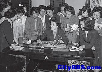 二战中美国的亚裔女性
