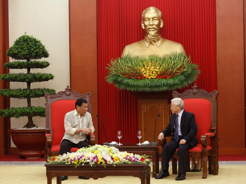 越南南海对立遭瓦解 美新政迫使其只能随从中国