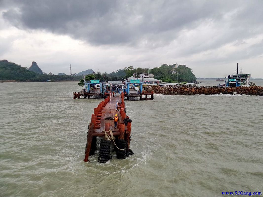 苏梅岛（Koh Samui）至春蓬（Chumphon）