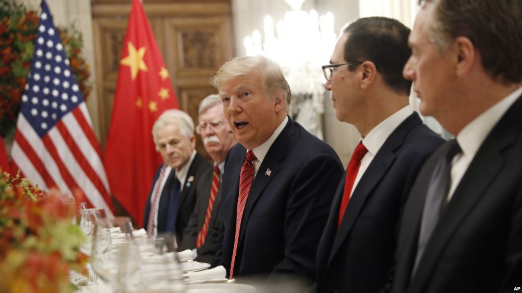 晚宴开始之际特朗普称对特习会结果表示乐观