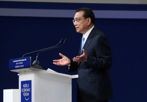 李克强达沃斯论坛表示中国不会搞竞争性贬值