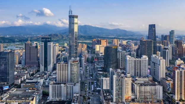 深圳经过40年的发展经济体量超过香港