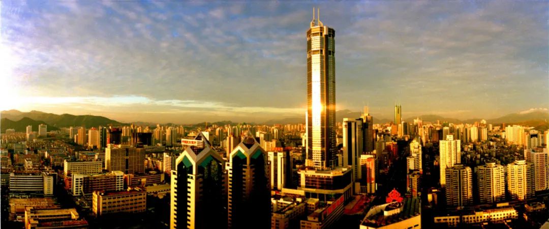 小渔村变国际大都市镜头记录深圳市40年变迁