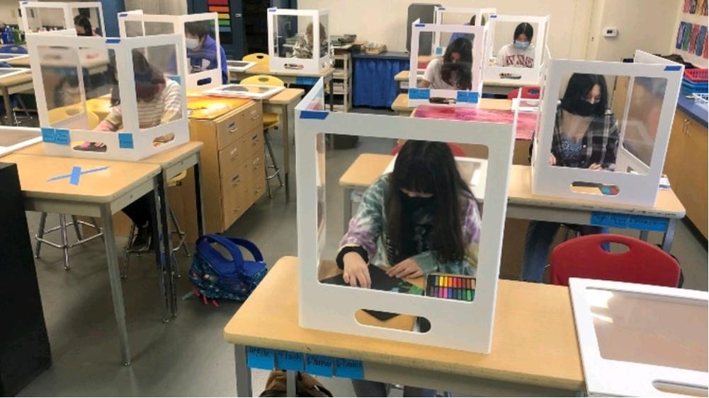 亚裔学生不敢重返校园 家长忧子女被霸凌 带毒回家