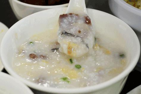 鲫鱼鸭血粥