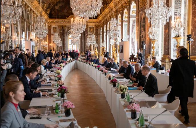 法国巴黎Versailles，欧盟国家领导人出席非正式峰会