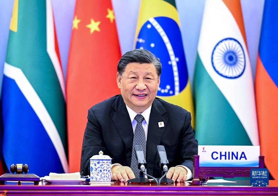 习近平主持金砖国家首脑会晤并发表重要讲话
