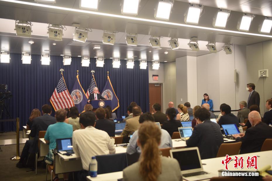 美联储主席鲍威尔在货币政策例会后举行记者会