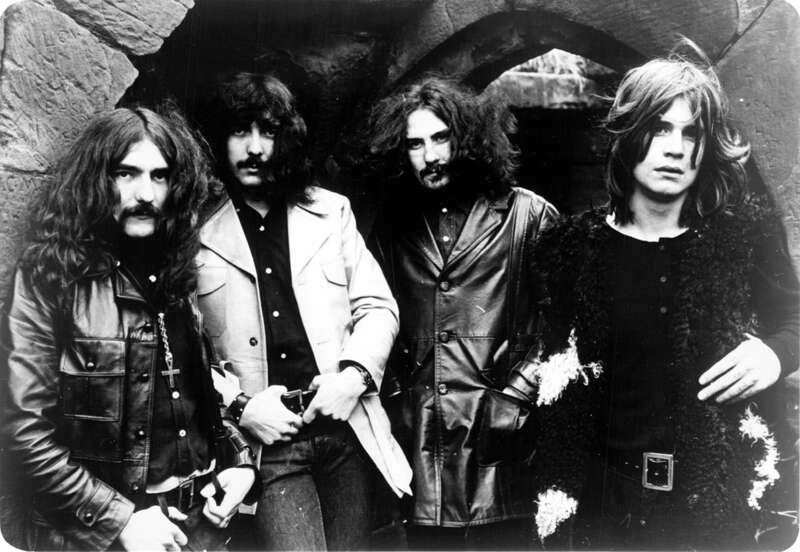 1970年的黑色安息日乐队，右一为奥兹·奥斯朋