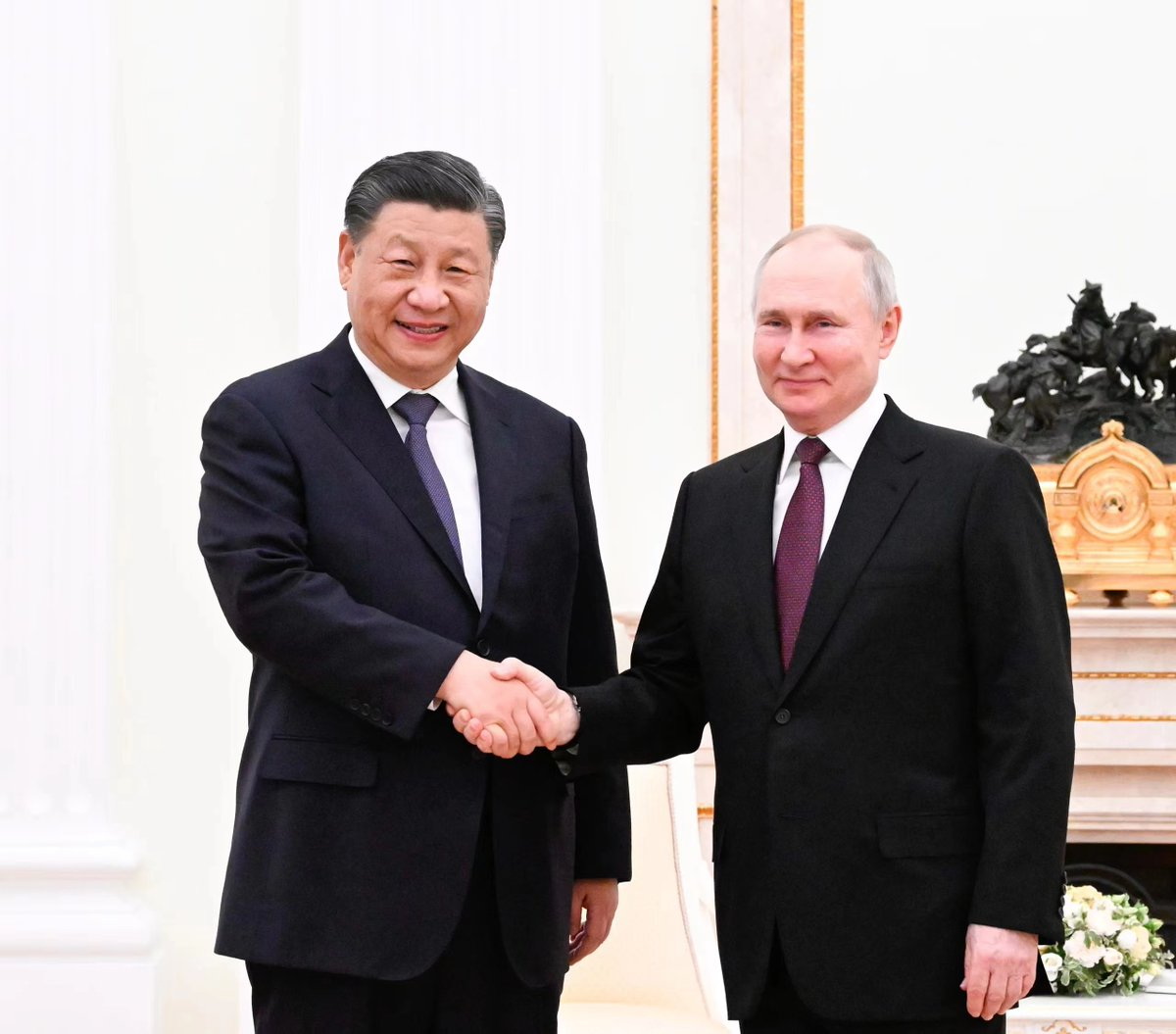 习近平抵达莫斯科开始对俄罗斯进行国事访问