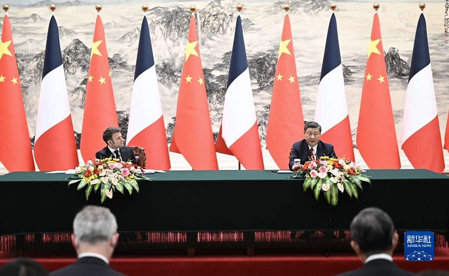 4月6日下午，国家主席习近平在北京人民大会堂同来华进行国事访问的法国总统马克龙举行会谈 ...