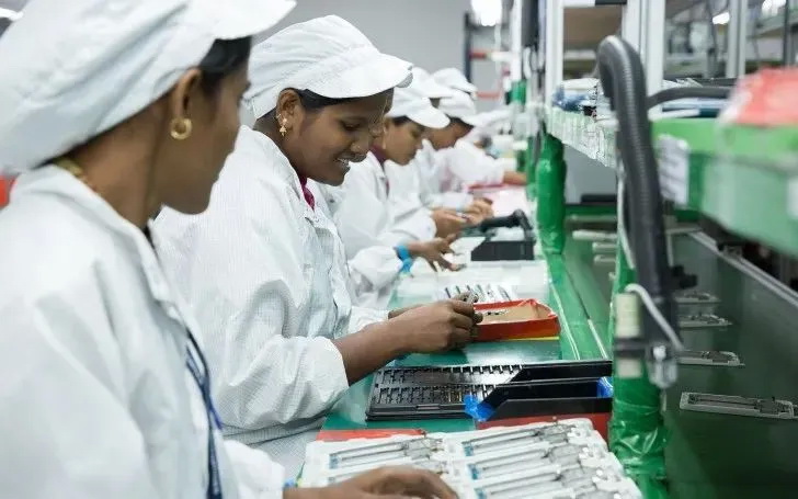 小米手机在印度的组装工厂