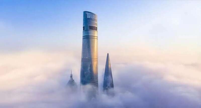 2014年8月，上海中心封顶，成为中国第一个、世界第二个超过600米以上的建筑 ...