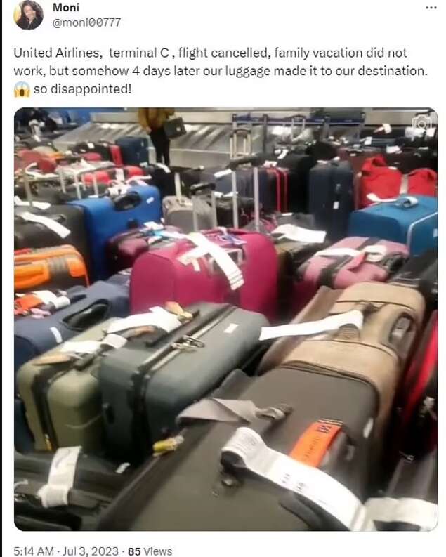 行李堆积如山全美机场半瘫痪国庆出行如噩梦