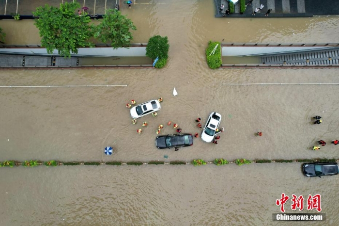 福州城区多处受淹，内涝严重