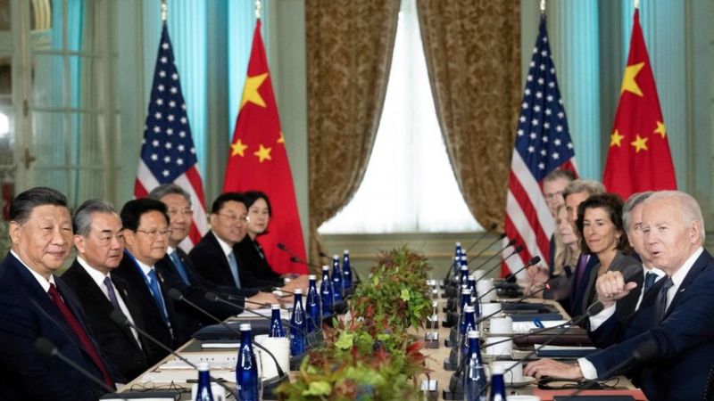 美国总统拜登在亚太经合组织（APEC）领导人会议期间会见中国国家主席习近平 ...