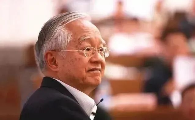 吴敬琏先生荣获2023年度最具影响力经济学家奖